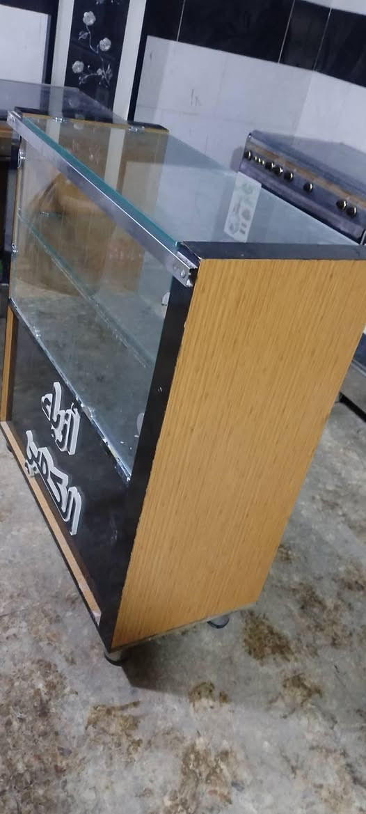 ميز كلشي يصلح تفصال سعر60امغربه ***********
