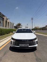 للبيع دستروير2025 رقم بغدادماشية 18573 Hev 21009 Ev مكينة 1500 شاشة مت...