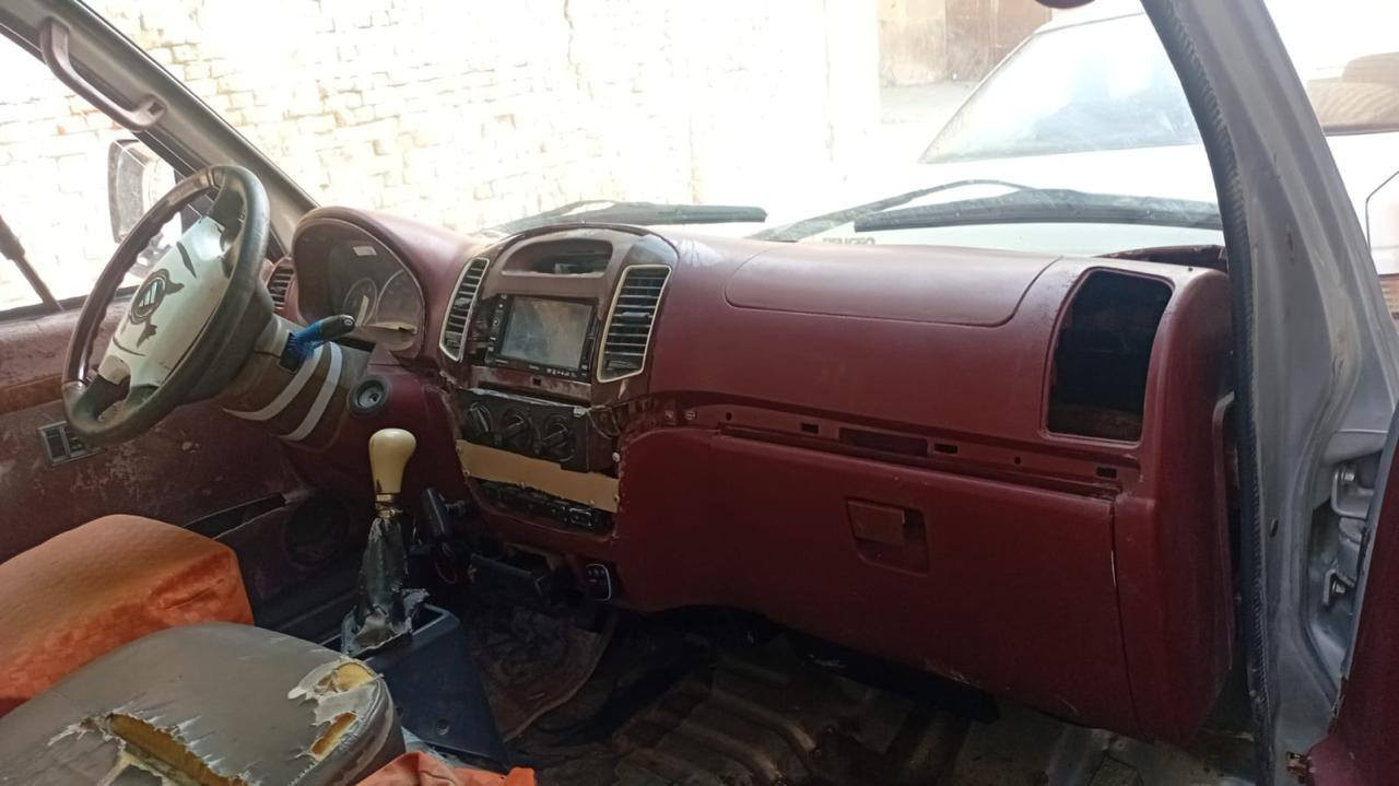 السلام عليكم فوتون 2014 رقم بصرة راعيها موجود بس ما واصله ادليك مكانه  ابيع موصليه .  سيارة مكينه كير اكسن خير من الله حدادية جديده كهربائيات كامله مباشرة للشارع ماتخسر الف عليها السعر 32 وبيها مجال الشراي يتصل مكاني البصرة  ***********
