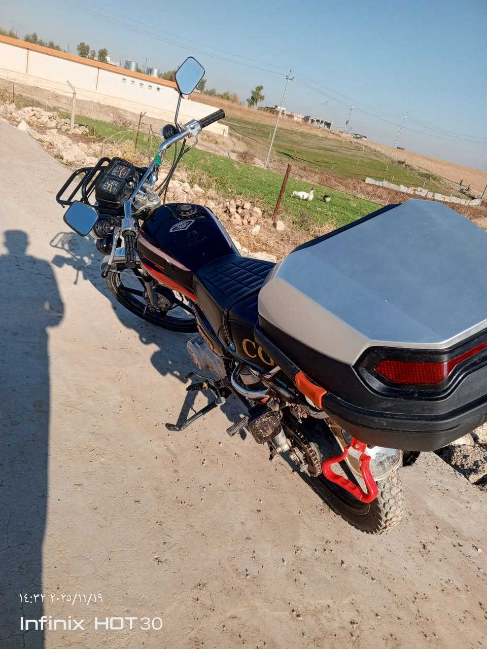 دراجه للبيع كهربائيات كلها شغاله
السعر 350
التواصل ‏‪***********‬‏
