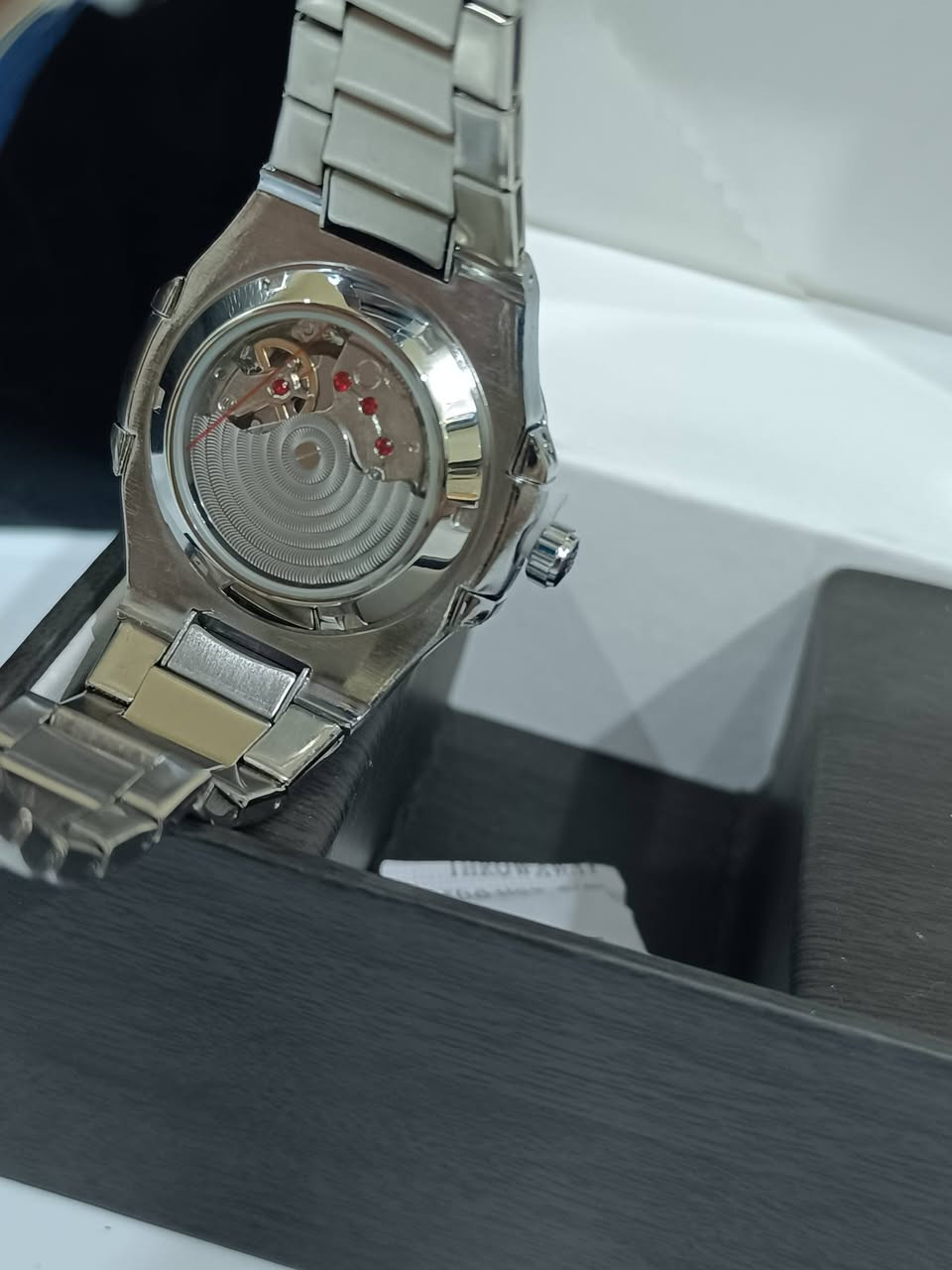 باتك فليب/ ضهر كشف/ ماطور/ كوارتز/ كوالتي عالي جدا طلاء ثابت ضد الماء عداد شهري قفل فراشه ستالنس ستيل سويس ميد ♦


**إذا كنت صاحب هذا الإعلان وتريد حذفه لأي سبب، رجاءا أرسل رسالة إلى الدعم الفني**