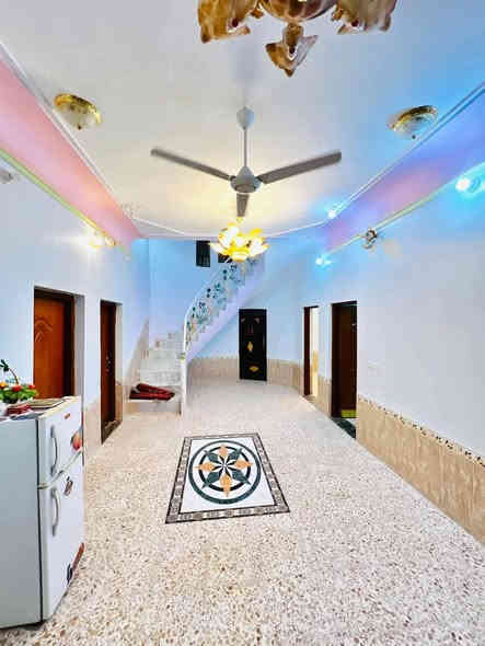 إعلان.....

بيت للبيع ب36 مساحته 250 متر طابق واحد بيه غرفتين وصاله ومطبخ وبراني وصحيات خارجيه وداخليه

قرب مدرسه بيت العتيق

البناء 2018

السعر 150 مع المجال 

للاستفسار اتصال على الأرقام التالية
***********
***********
***********
مكتب الساعي للعقارات
العنوان سايدين حي الشرطه مقابيل أسواق الريتاج🛑🛑
