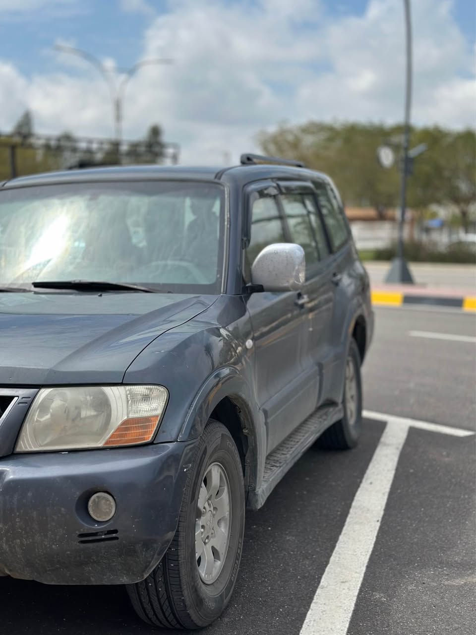 بەناوی خوا
باجیرۆ ٢٠٠٥ خلیجی شریکەی سەردار مەکینە V6 3.0 مەرغوب گێڕ ئۆتۆماتیک سێ ڕیز کوشن تەبرید مەرکەزی دەبڵ ئەکسڵ جام کارەبا ئاوێنە کارەبا کامێرای بەگ ٣ شاشە بلوتوزو ئاریەڵ کارەبای سەیارەکە ماڵی دۆستە بەناوی خۆمەوەیە تەحویل و و غرامە بەشەرت سەنەوی هەتا ٢٠٢٨ تازەیە 

یەک پارچە بۆیاخ
***********

بسم الله
باجيرو موديل ٢٠٠٥ خليجي شركه سردار محرك ٣٠٠٠ ٦سلندر مرغوب گير اوتوماتيك فور ويل ٣مقعد كشن تبريد مركزي جام كهربا مرايه كهربا كاميرا و ٣ شاشات اريال كاربا سنويه جديد لحد ٢٠٢٨ شرط تحويل و غرامه 
قطعه واحد صبخ 
*********** كالار, السليمانية
