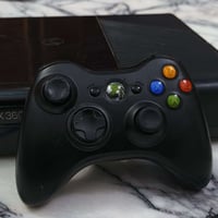 اكس بوكس 360 سوبر سلم جهاز نظيف تلثمية وعشرين جيجا بايت   محول اصلي ما...