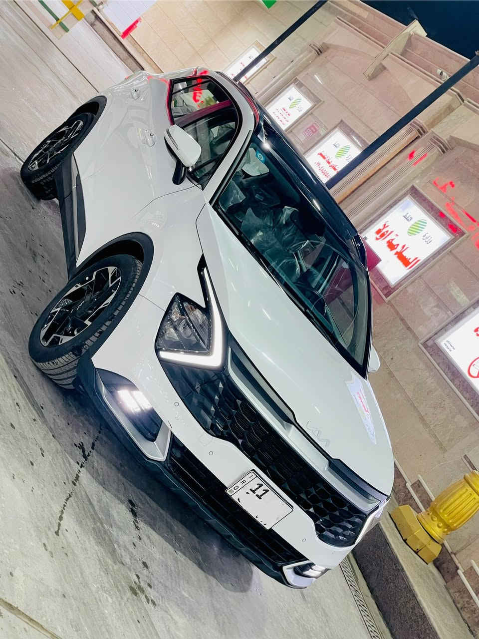 بيع مستعجل شراي يتصل 
سلام عليكم كيا سبورتج موديل 25 خليجي فول مواصفات 1/1 مكفوله كفاله عامه من ضربه وصبغ وتبديل ولبارد سياره بل كاردون جديده بمعنه لكلمه سياره كله بوضع شركه ماشيه 26 الف ستخدام شخصي رقم بغداد الدولي الجديد هسى وسنويه جدد بسمي وتحويل ثاني يوم وين ما يعجبك سياره جاهزه من كلشي مابيه نقص برقي سياره كلش جديده وبل عافيه على ليأخذه 
مكاني بغداد بلديات
الرقم الهاتف ***********
ملاحضه اقره لمنشور قبل لا تتصل
ما ممتواجد على نت تصال فقط 
تصلو واني خادم لطيبين 
السعر كلش حلو جوه سوك
