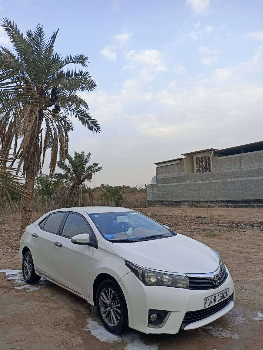 كورلا 2015 خليجي رقم بصرة دولي بأسمي تحويل مباشر محرك كير جاهزة السيارة بيها بارد وبيها صبغ داير الخلفي الايمن طخة بسيطة وتكحيل بالباب واضحة بالصور مواصفات Xli
محرك 2.0
ويل كب
دسك امامي خلفي
ABS مانع انزلاق
حساس خلفي 
شاشة كامرة 
ارضية جلد
تحكم ستيرن 
السيارة جاهزة السعر 135 للاستفسار *********** البصرة, العراق
