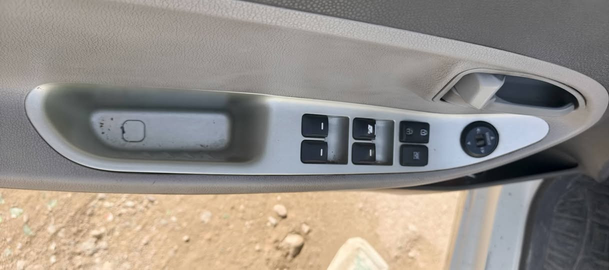 كيه بيكانتو 2015وارد خليجي كفاله ضربه وصبق وتبديل محرك ،كير حداديه كله جديد رقم بصره  سنويه ،2026سياره جاهزه مانقصه برقي***********
