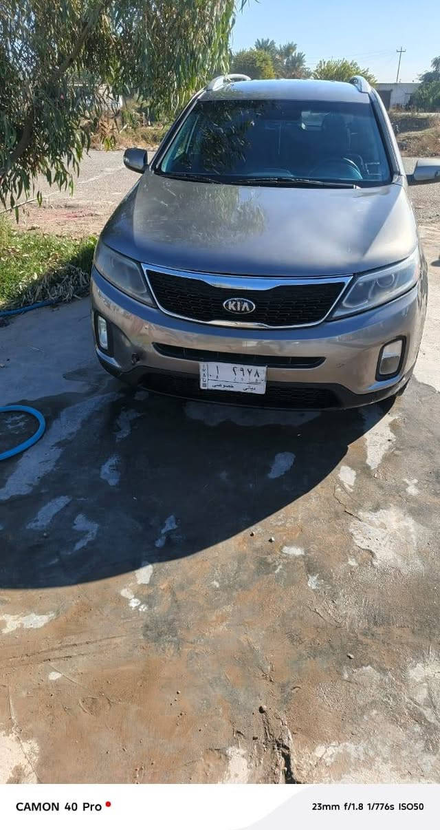 السلام عليكم 
للبيع سيارة سيرنتو موديل 2014 وارد امريكي 
4سلندر السيارة بيهة قطعتين صبغ فقط بنيد جامرغلغ هاذة سونارهة 
السيارة خير من الله تبريد شغال تخم تاير كير محرك شاصي مكفولة على كل عيب العنوان ديالى الخالص هاذة رقمي خابر وبيك خير وتدلل السعر 130وبيهة مجال حك جيتك 
***********
***********
