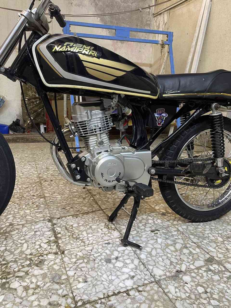 دراجه ادوات رابيدو ستوه معمره برغي ما مفتوح بيه كفاله عامه السعر 500 بيه مجال حك جيه الهاتف *********** العنوان البصرة حيانيه
