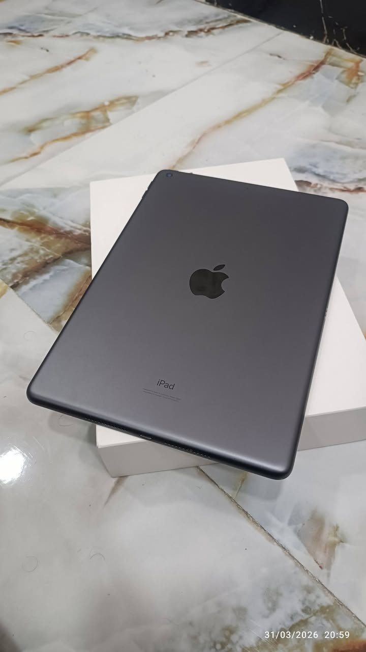 ايباد ايفون 9  فول مواصفات يشغل 90فريم جديد مستخدم سبوع فقط السعر خاص  او واتساب ***********
