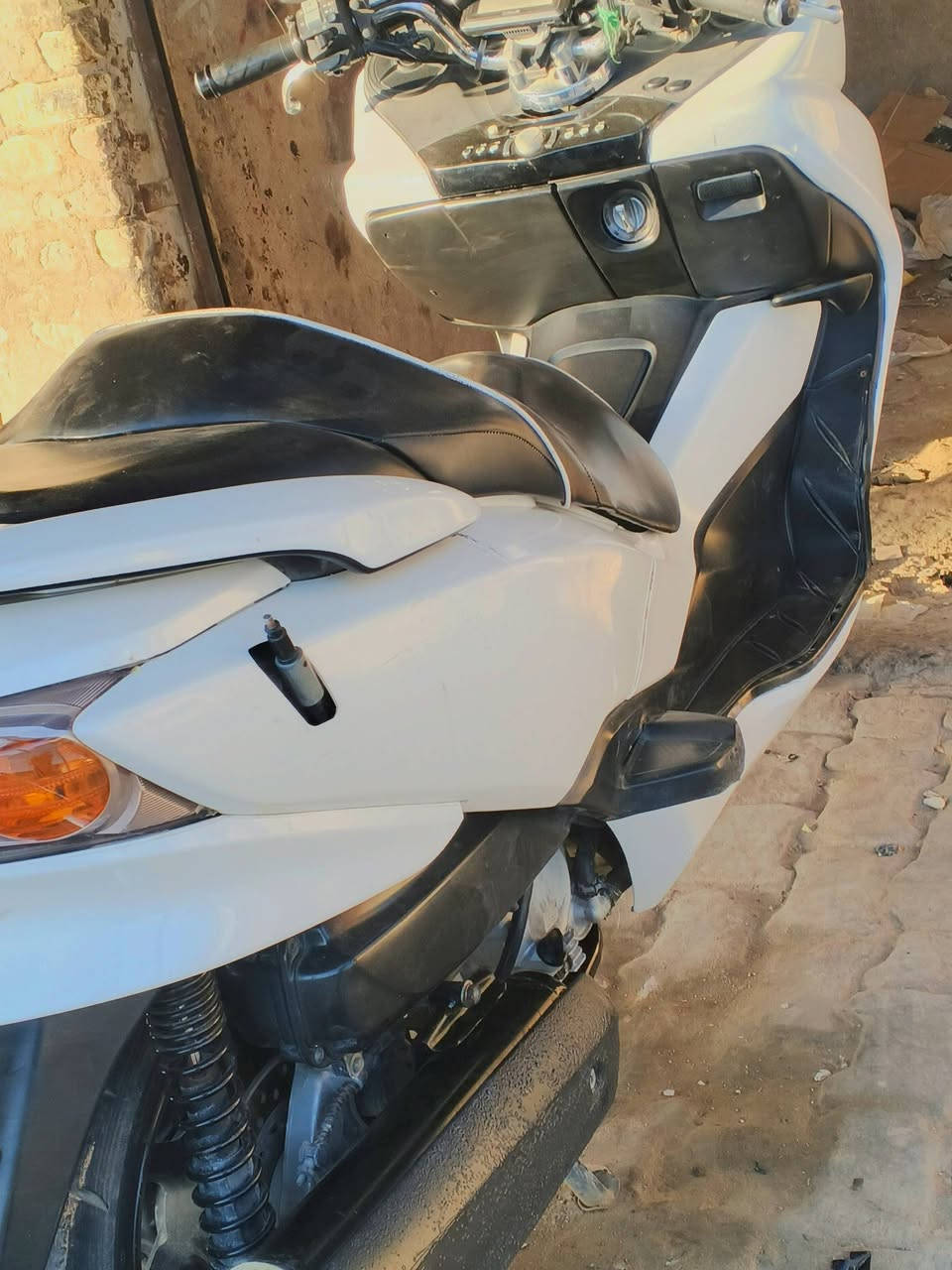 سلام عليكم دراجة 010 خير من يم الله دراجه مكفوله من كلشي ستان حساس لايت زنون شقاله من طول لطول وبل صور كلشي واضح اميثري شقال دراجه نوع اس سفن سبعه نمر كير شقال سعرهة مليون 400 وشراي يدلل للستفسار *********** عنوان ناصريه قضاء الدوايه
