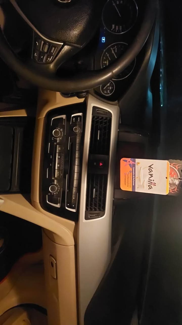 مرحبا للبيع بي ام دبليو خليجيه ومعروف مواصفات الخليجي سيارة جاهزه من كلشي كل نقص مابيها صبغ فقط جاملغ وبنيد والباقي كله مكفول سعرها 157 للأتصال ***********
