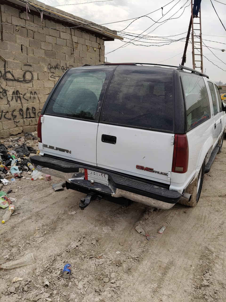 سلام عليكم من رخصة مدير كروب سيارة بهبهان سوبرمان مكينه وكير تمام خير من الله بس بيه خربطه  رقم صلاح الدين  موديل 98 سنوية نافذة  /2022  امراوس او بيع  السعر  40$/ وبيه مجال  مكاني كوت حي الحكيم  اتصل على هذا الرقم *********** بي واتساب
