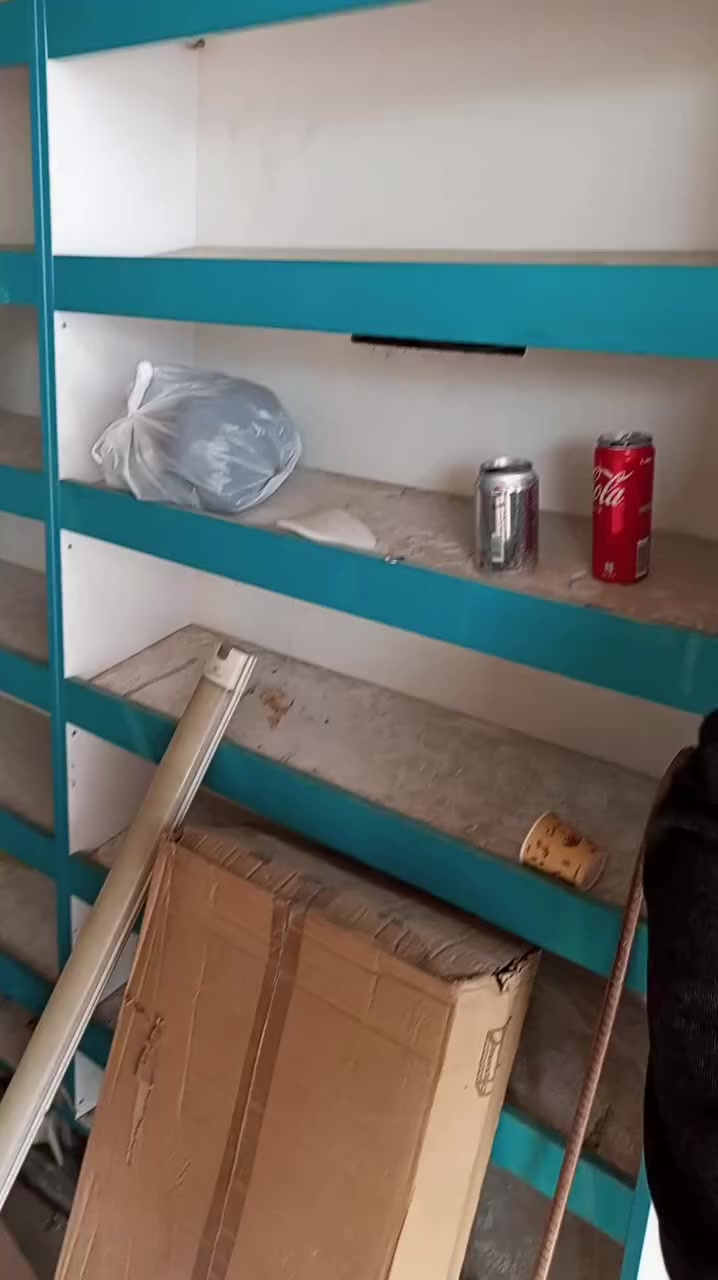 اسلام عليكم فاترينات مال احذية ويرهمن لصيدلية هم
7قطع لامكان الشعب ***********
