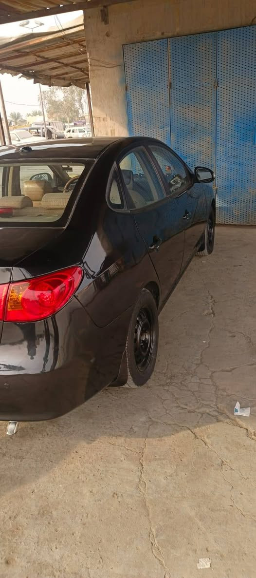 للبيع سياره النترا موديل 2007السياره نضيفه مصبوغه جماليه حزام حادثه الباب الوره سايق سعره 87وبيه مجال
 رقم بغداد بسمي لتواصل ***********
