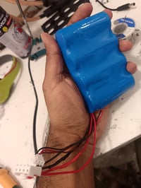 بطاريات يو بي اس • فوسفات الحديد • بحالة ممتازة