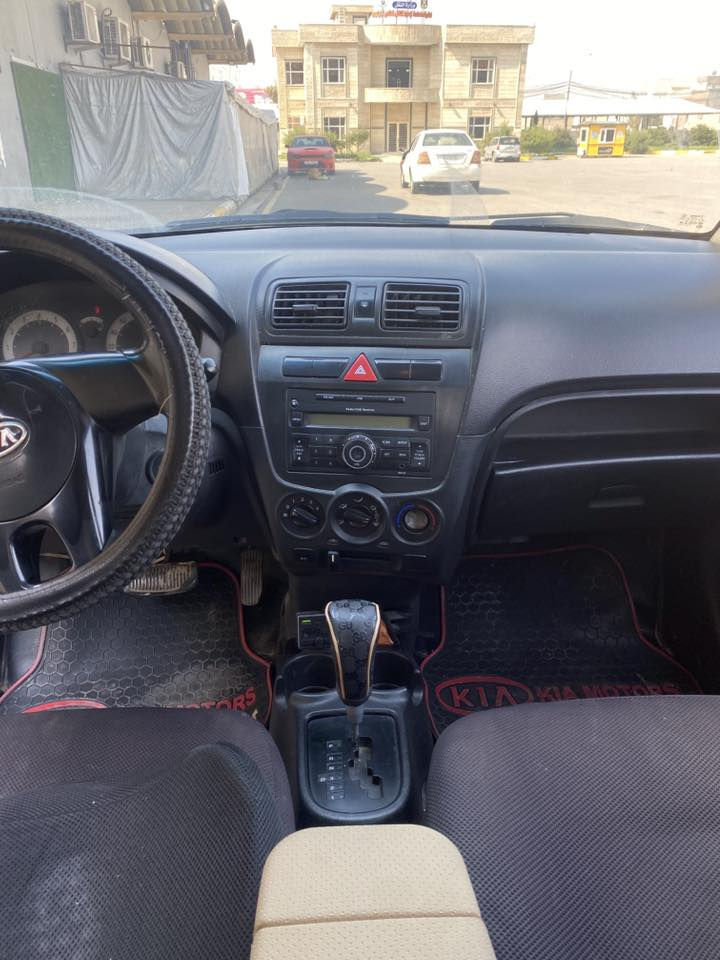 السلام عليكم 
بيكانتو 2010 وارد خليجي بلادي توماتيك رقم نينوى هيئه وغرامات صفر بيها طخه بل جاملغ الخلفي بدون دواخل 
للاستفسار***********
