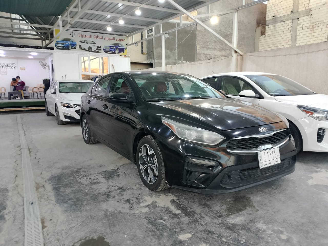 سلام عليكم كيا فورتي مويدل 19 بيه قطعه واحده تبديل فقط جاملغ وربع البنيد صبغ سياره جديده وجاهزه محرك 2000 دوش كير اي تي 6 نمر السعر 117 وبيه شي بصيط *********** مكان السياره السماوه حي الحسين ***********
