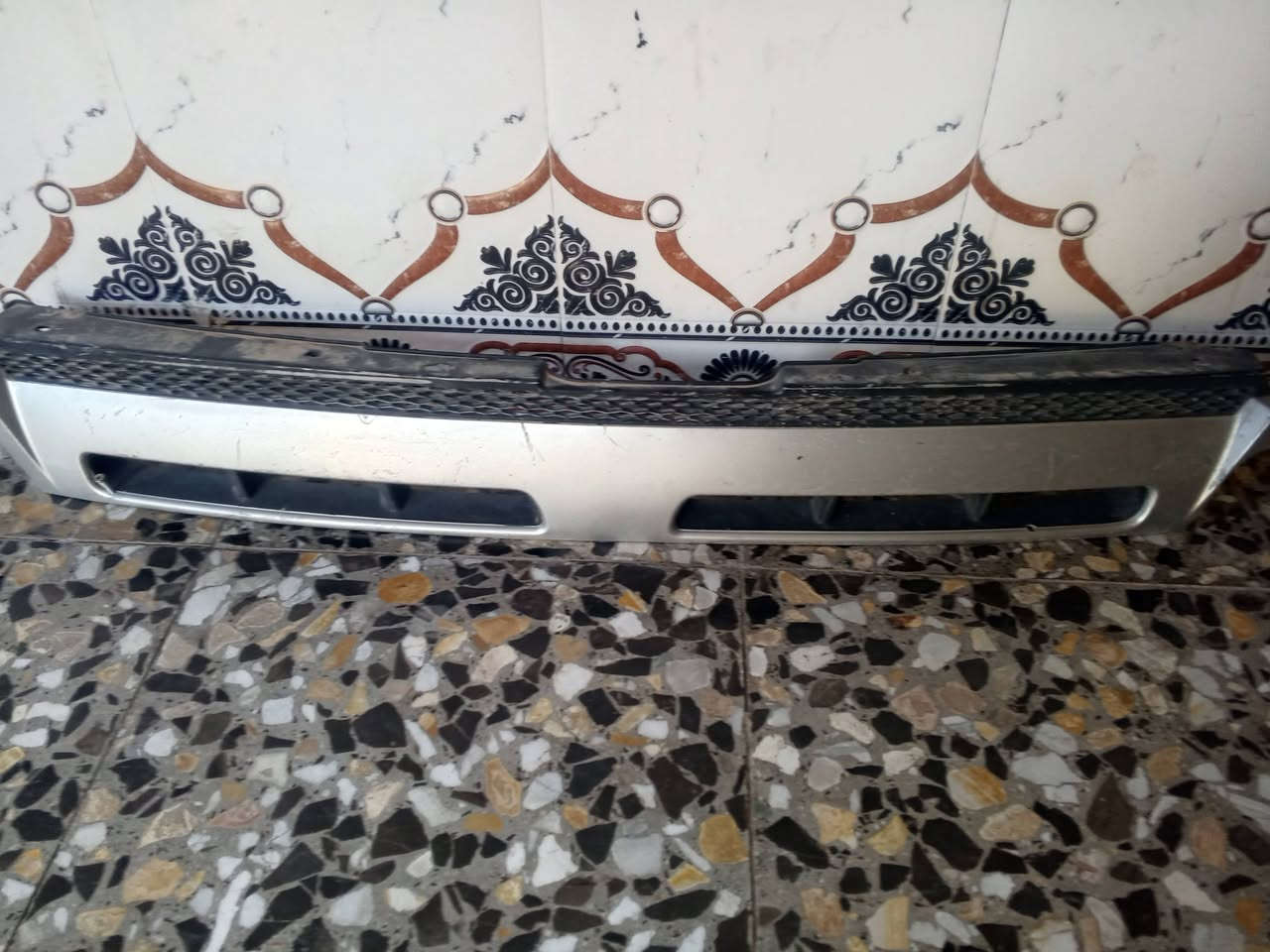 سلام عليكم غراض للبيع ساعات ع فحص مال مسكر وصاجيه هم ع فحص ودرع جديد مامشدود مكاني بغداد ***********
