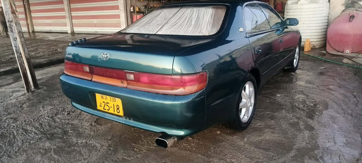 شيزر 
مكينة وكير كفاله ففيتي 
كفاله كصة وضربة قوية ونقل جثة 
رقم بغداد مداور سنوية صاقطة.   
السعر 48 بية مجال قليل


**إذا كنت صاحب هذا الإعلان وتريد حذفه لأي سبب، رجاءا أرسل رسالة إلى الدعم الفني**