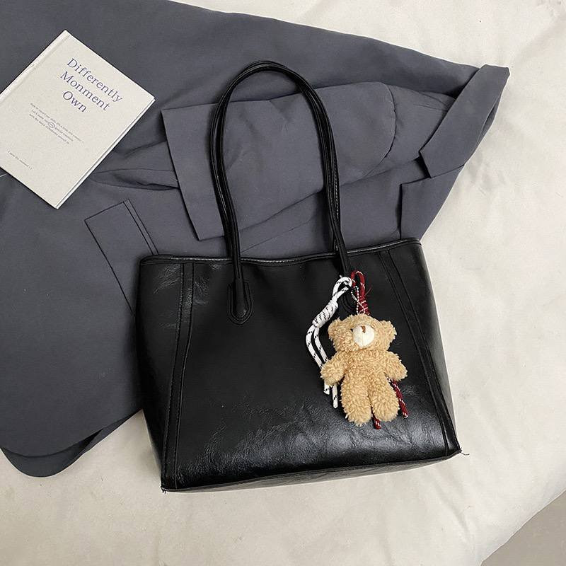 ✨ شنطات نسائية موديل أنيق ومرتب
👜 تصميم عملي وكيوت مع تعليقة دب تضيف لمسة حلوة
💖 خامة مرتبة وشكلها راقٍ ويناسب مختلف الأذواق
🎨 متوفرة بعدة ألوان جميلة ومطلوبة

💰 سعر الدرزن: 75 ألف
🧮 سعر القطعة: 6250

💼 مناسبة جداً للاستخدام اليومي
🛍️ وتنفع للبيع بالمحلات والصفحات

📩 للطلب والاستفسار راسلونا كربلاء, العراق


**إذا كنت صاحب هذا الإعلان وتريد حذفه لأي سبب، رجاءا أرسل رسالة إلى الدعم الفني**