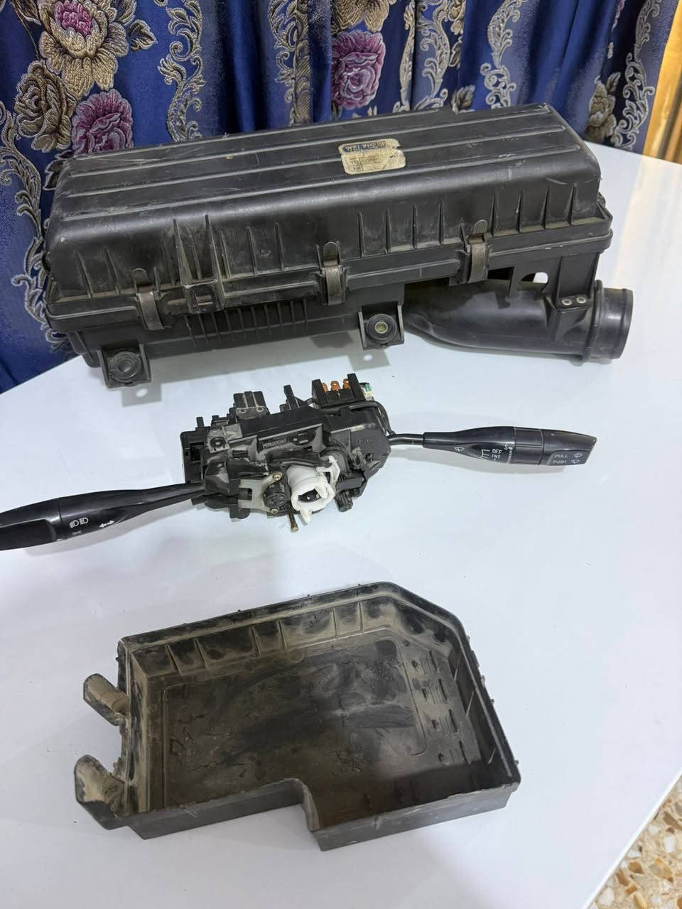 غراض كيه ريو الشكل القديم  شوته  +بدالة +قبق فيوزاة  مكاني الحله مركز ***********
