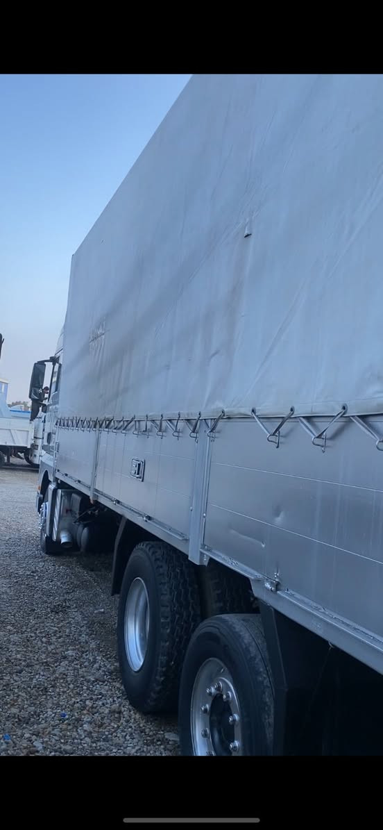 السلام عليكم سحال مان مديل2002
سياره جديده وما متعوبه كير ومحرك ستندر جدد
كير عادي 8 نمر دبل مناميه ثلاجه تخم تاير نضيف كهربائيات كلها جاهزه وبيها شغل رقم وهزه وسنويه جدد سياره بسمي سعرها 190 وبيها مجال مكاني البصرة القبله رقمي ***********
