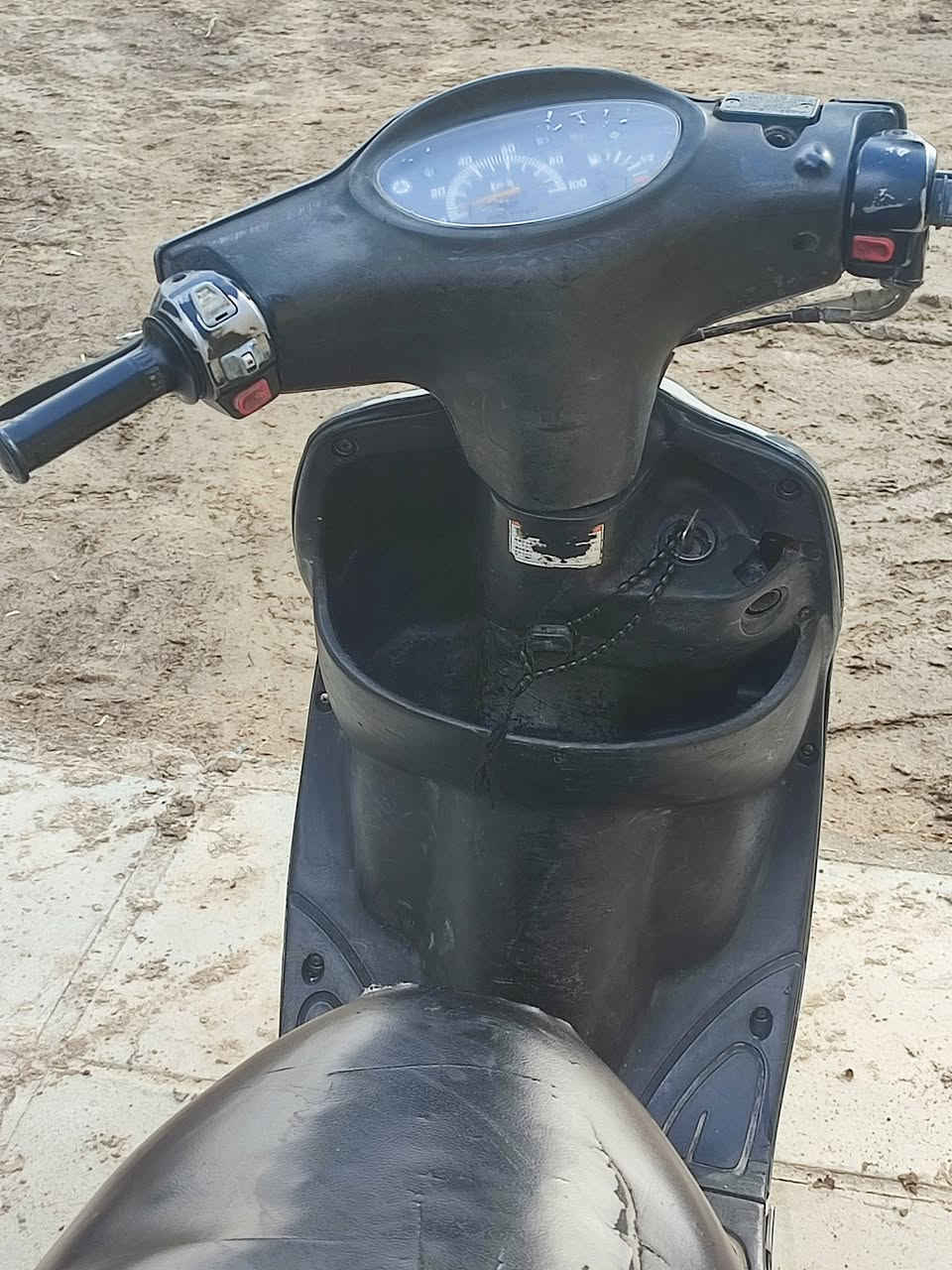 السلام عليكم دراجة دولفين جاهزة محرك نكرة سلف كهربايات كلهة شغالة مكانهة الرميثة اي ستفسار ***********
