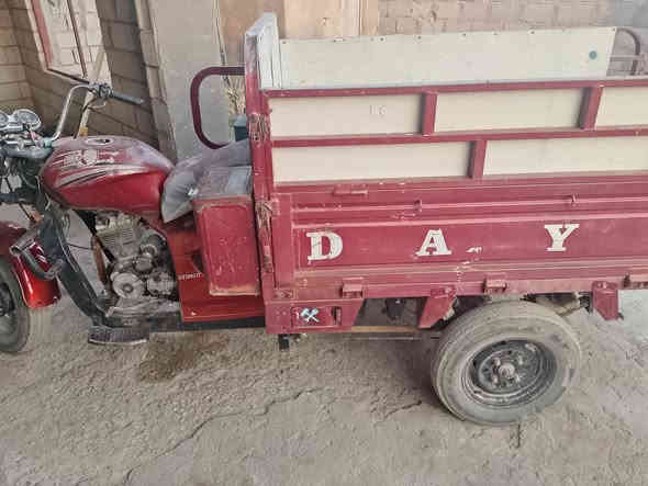 السلام عليكم ستوته لبيع موديل 17 اوراق بغداد السعر مليون وبيها مجال المكان كوت حي الحكيم الثانية  الاتصال ***********
