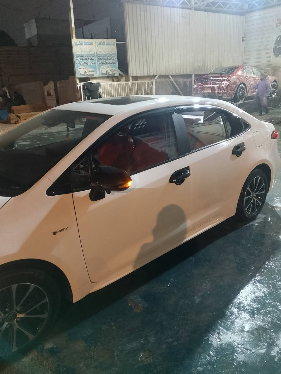 السلام عليكم كوله تيوته 2025 خليجي تجميع صيني فول موصفات ماشيه 15 خمس كامرات رادارات اماميه ورادارات جانبيه وخلفيه توقف ذاتي عند الصطدام قطعتين تبريد سعر160وبيه مجال الاستفسار ***********
