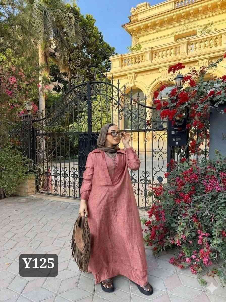 الموديل: تونك قطعتين بيزيك كم 7/8، مع كت بأزرار على الصدر يمنحك إطلالة أنيقة وعملية. 🥰

🧵 الخامة: شمر عالي الجودة، مريح وخفيف في اللبس. ✨
📏 المقاس: وان سايز، مناسب حتى 85 كجم

📩 للحجز والاستفسار، ابعتي الاسم، العنوان بالتفصيل، ورقم الموبايل. 💕


**إذا كنت صاحب هذا الإعلان وتريد حذفه لأي سبب، رجاءا أرسل رسالة إلى الدعم الفني**