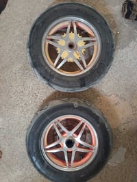 وياله ماكس  نجمه لون وردي جارد مال رمبهه وياهن تايرات ابو القلب مايعيب...