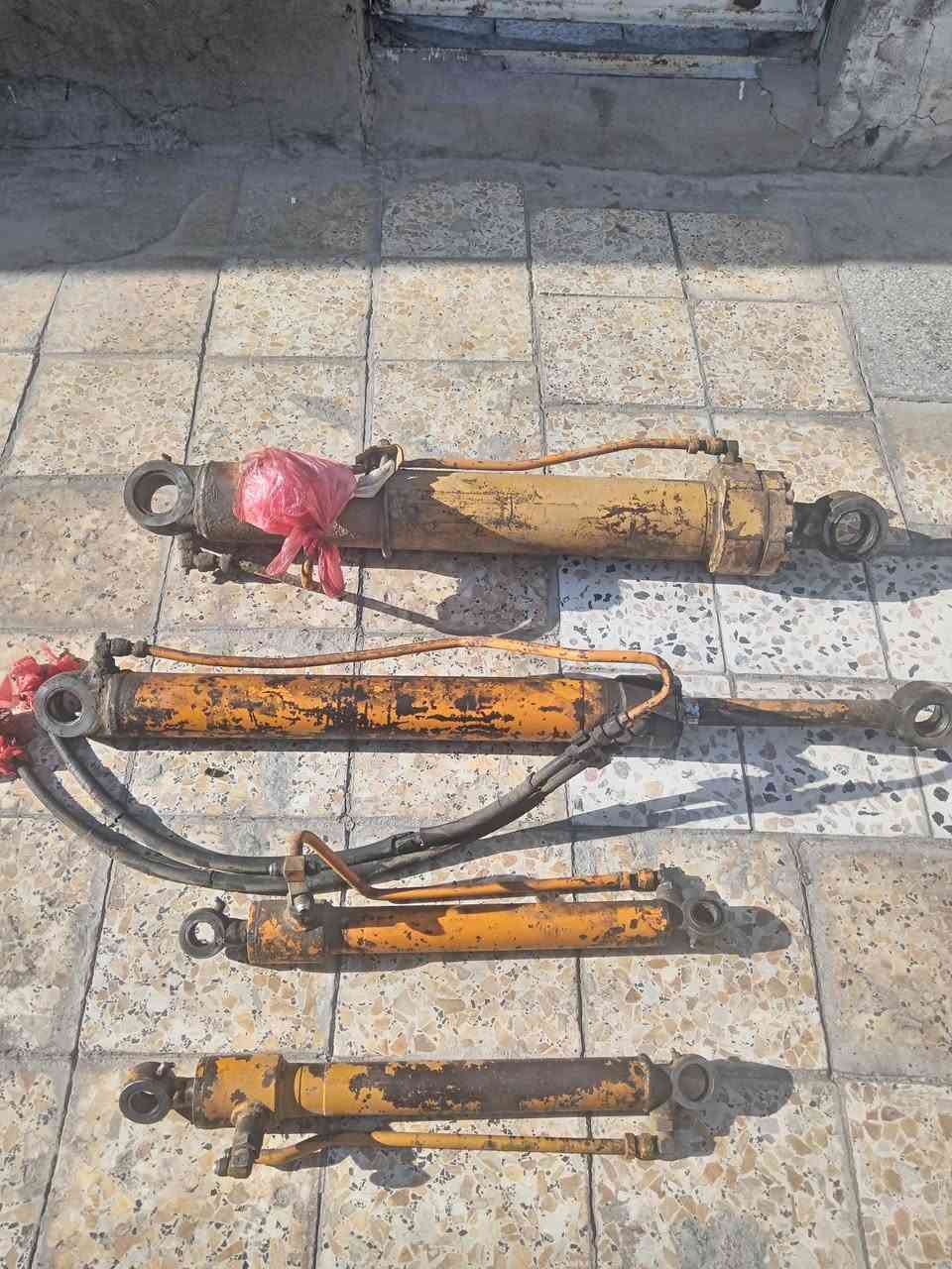 غراض شفل للبيع كوماتسو.. اكسنات +جگات + گير
في بغداد غير متواجد على الفيس رقم التليفون ***********
