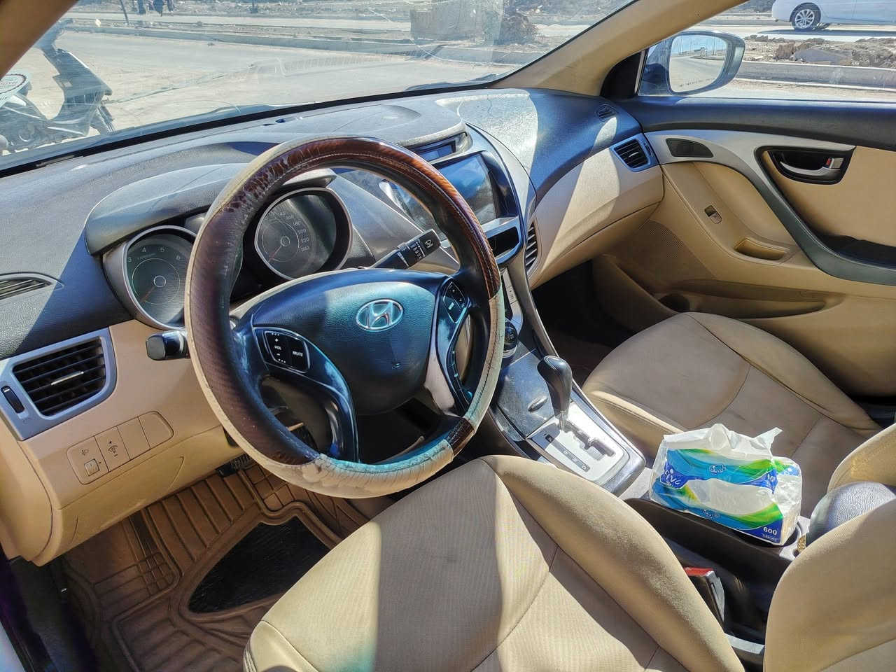 السلام عليكم، النترا خليجي 2012 مكينه 2000 رقم بصره العنوان : البصره قضاء القرنه.
السعر : 95، للاستفسار : ***********
