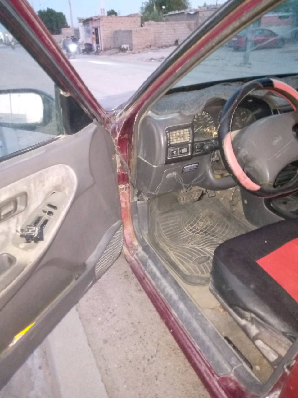 للبيع نيسان سني موديل 93 مكينه دخن گير جديد تخم تاير ويل كب باتري جديد لايت زنون دواخل حلوة سعرة 25 وبية مجال قليل راعية موجود شرط التحويل مكاني البصرة خور الزبير


**إذا كنت صاحب هذا الإعلان وتريد حذفه لأي سبب، رجاءا أرسل رسالة إلى الدعم الفني**