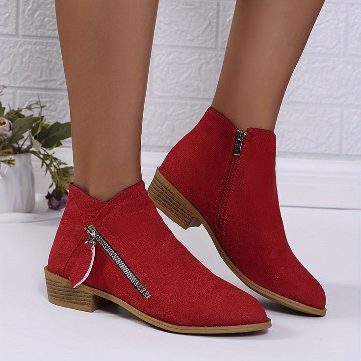 ازياء🌹 Maria fashion 🌹تقدم لكم كل ماهو جديد ومميز تليق بيكم 🌹
بوت نسائي من اجمل الموديلات 
طبي خفيف مريح جدا 
بسعر خيالي بس ب15 توصيل مجاني 
قطعتين ب25 توصيل مجاني 

توصيل كافه محافظات العراق

يصل الطلب للزبون مطابق الصوره في حاله اي اختلاف يرجع الطلب بوجود المندوب


**إذا كنت صاحب هذا الإعلان وتريد حذفه لأي سبب، رجاءا أرسل رسالة إلى الدعم الفني**