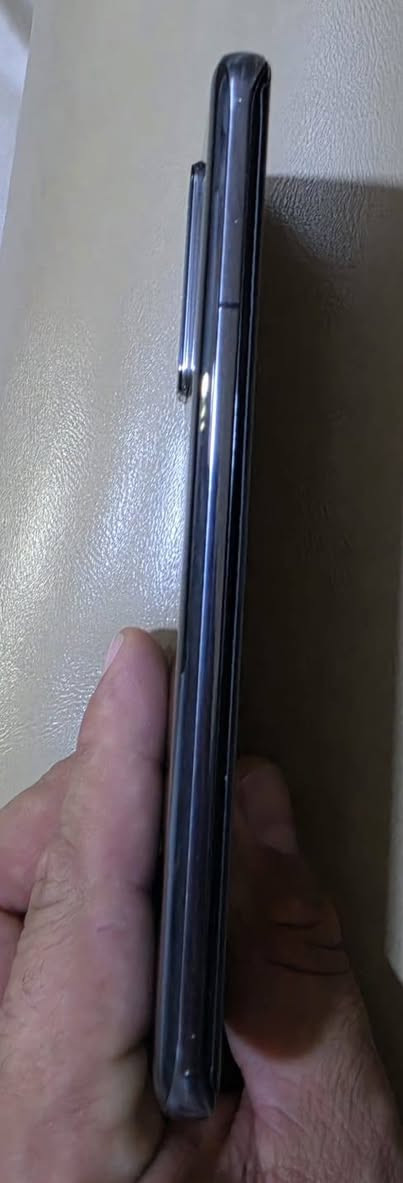 للبيع هواوي P40 Pro ذاكرة ٢٥٦ نظافة الجهاز ٩٠% مابي اي تصليح ويا ملحقات شاحن هواوي الاصلي ٤٠ واط وشاحن هواوي الاصلي وايرليس ٤٠ واط وكفرات ٢ السعر ٣٥٠ الف للاستفسار ***********
