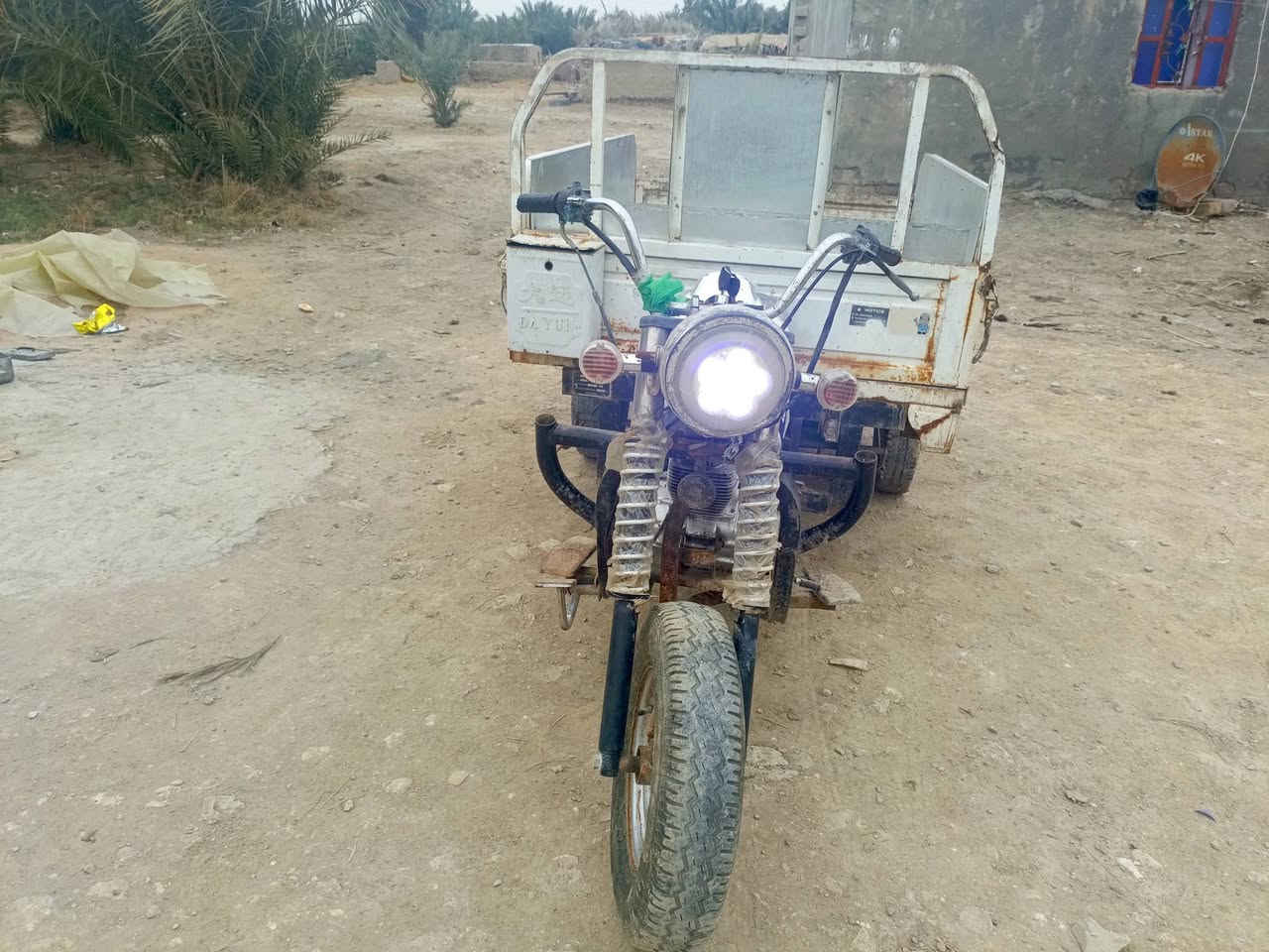 سلام عليكم ستوته دايون كلك موديل 17 محرك 24 مبدل بوشه وبستم السعر 650 مكان السماوه قضاء الخضر  خاص لو اتصال ***********
