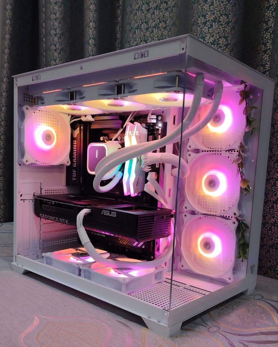 تجميعه مستعمل قليل السعر 2,800,000
R7 7800X3D BOX 
RTX 5070 ASUS PRIME 
RAM 32GB 6000 T-FORC WHITE RGB 
M.B ASUS TUF GAMING B850 PLUS WIFI 7
XPG PSU COREREACTOR II 850G GOLD WHITE 
MAG MSI CORELIQUID A13 360 WHITE 
M.2 1T WD GREEN GEN4
CASE FANTECH CG85 WHITE
Windows 11 Pro Original Key

مكاني ناصرية رقمي *********** 
توصيل موجود
