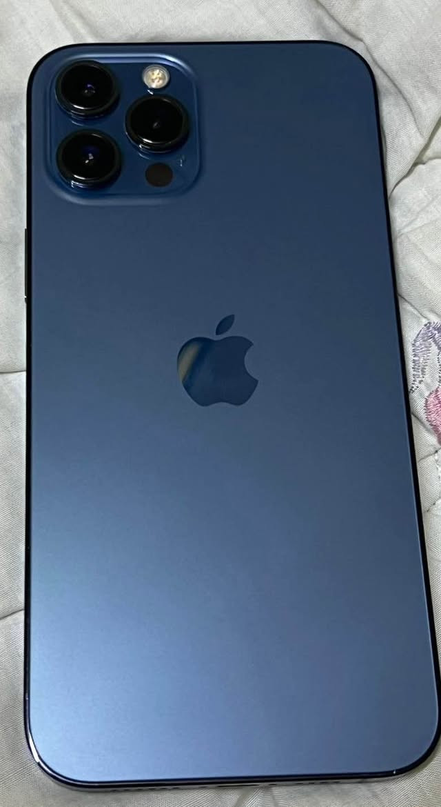 ايفون ١٢ برو ماكس ازرق اللون 
ذاكرة ١٢٨
بطارية 🔋 ٨٢٪؜
تليفون مال بيت ونضيف كلشي مابي 
+كارتون موجود فقط 
٤٥٠وبي مجال بغداد, العراق


**إذا كنت صاحب هذا الإعلان وتريد حذفه لأي سبب، رجاءا أرسل رسالة إلى الدعم الفني**