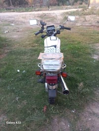 دراجة ايراني مرقم بغداد تحويل ثاني موديل ٢٣ 07808082857موجود اتصال و و...