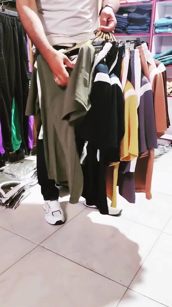 جديد  تراك برموده
السعر / 6 آلاف
https://www.instagram.com/am_czm?igsh=MTZyZDFxMXhhcXh2Mg==
العنوان ناصريه قضاء النصر قرب مطعم غفران الصوب الصغير *********** @إشارة
