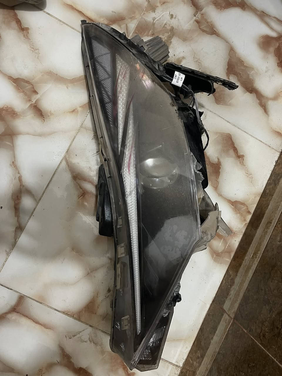 السلام عليكم مازدات النترا 2022 للبيع اليسره القاعده مكسوره سعرهن 100 وبيهن مجال مكاني الديوانيه 
الرقم ***********
