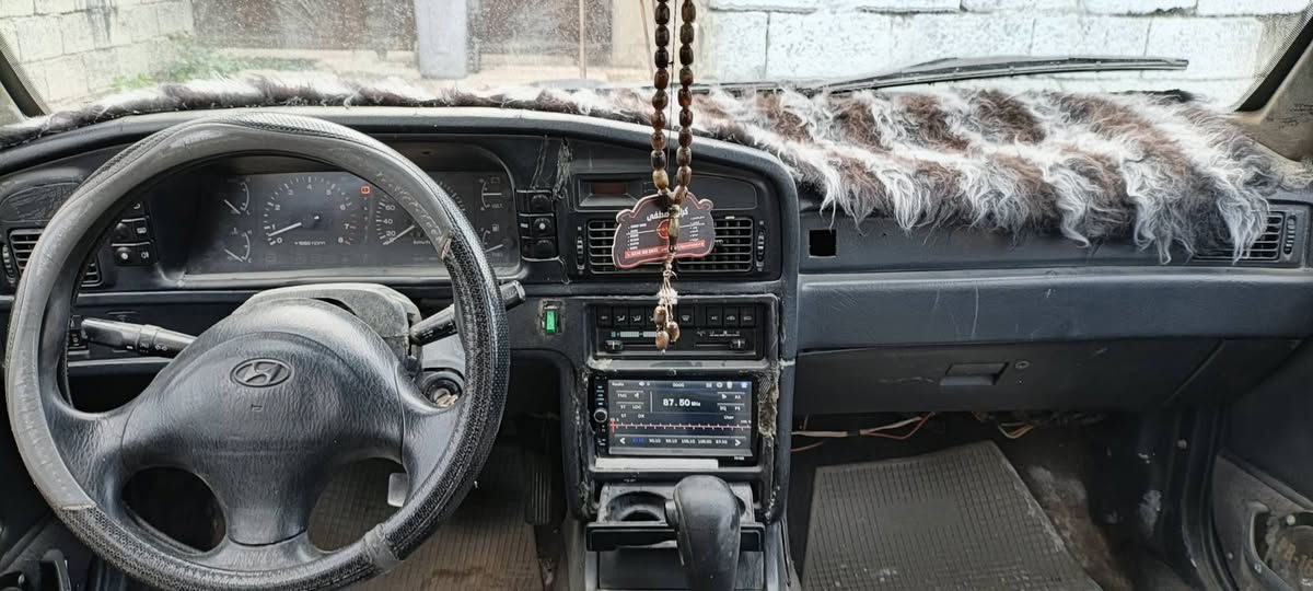 سلام عليكم سوناتا وان موديل 1992 مكينه وكير كامري جير اتوماتي جام كهرباء زيتونه رقم كركوك سنويه نافذه شرط وكاله والتحويل غرامات مصفره السعر 28 وبيها مجال قليل مكان كركوك 
***********
