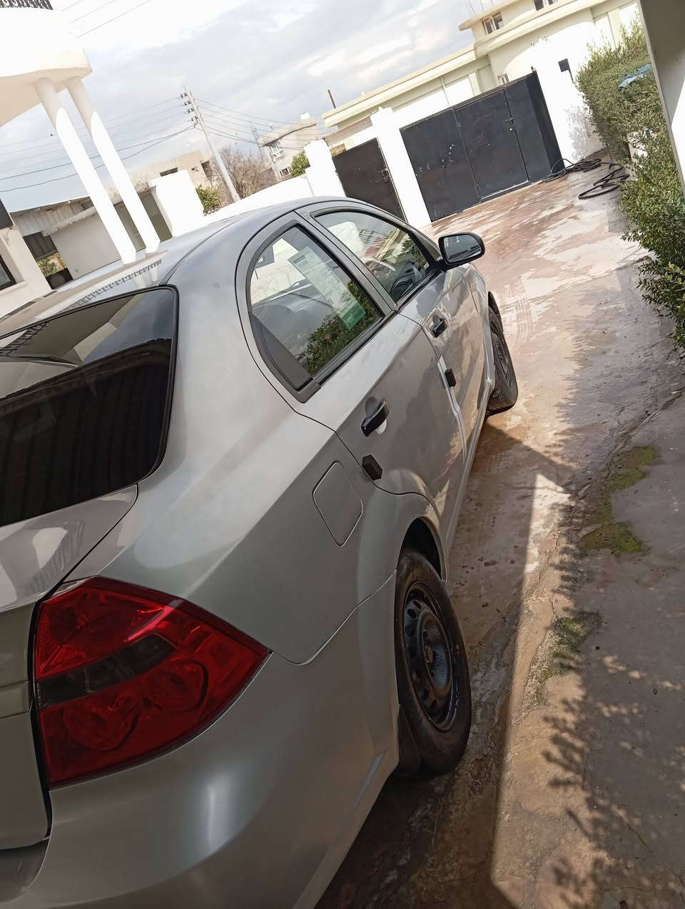 افيوو موديل 
2009 پينج پا رجه صبوغ بي دعم بي ليدان تعويل غرامه ب شرت 5ورقه غرامه لسه ره دئ به ر سعرئ هيت خوار سعر 54بيجه م مجال ***********
