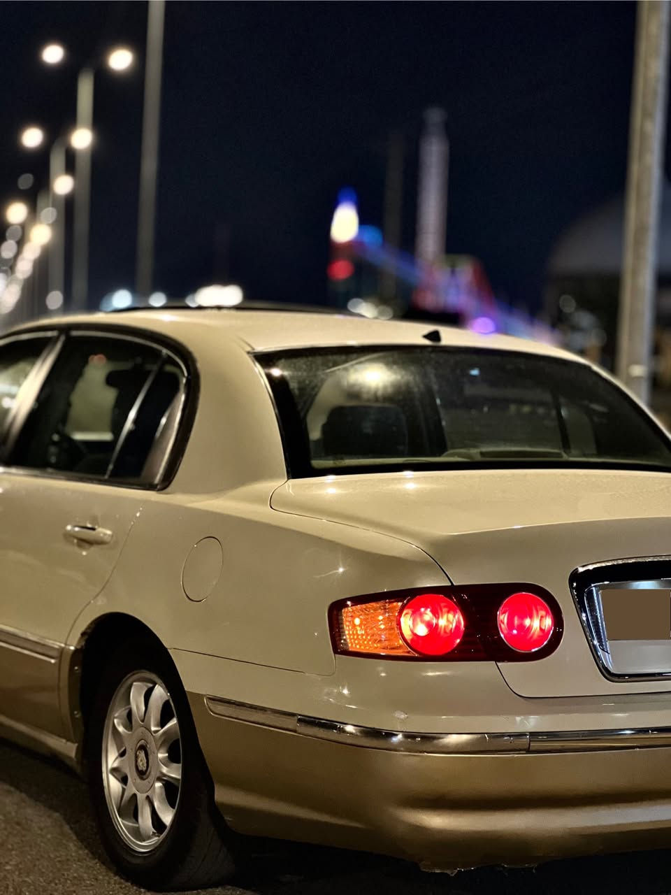 من رخصة الادمن…
ماشاء الله تبارك الله 🤍
كيا اوبيروس 2006 
سيارة تخبل كلش نضيفة 
اعلى فئة فول مواصفات 
رقم بابل انكليزي مداور نفس اليوم
سنوية لل2029
مواصفات السيارة
.فتحة سقف/12 ايرباك  /كشنات كهرباء وخزن ميموري/ استيرن كهرباء/ حساس خلفي / سستم صوت ١٦ سماعة لايت عدسة كهربائي/ اشارات لد / شاشة تلفزيون / كامرة خلفية
تحكم مقاعد الخلفية كهرباء 
تبريد قطعتين/مثبت سرعة/ ثلاجة وسطية
مساعد اجتياز / اربع نوافذ اوتوماتيك /حساس اطارات /دبل حافظة / دبل لايت ناصي / قياس المقود كهربائي /مري كهرباء
حدادية جديدة كاملة امامي خلفي
 محرك 6 سلندر 3.5 كير ومحرك مكفولات سيارة كلش نضيفة مال جناي مابيها اي نقص والجانيها يعرفها مكفولة من ضربة صبغ حزام فقط جمالية اثر شخوط جاهزة من كلشي 
مكان السيارة النجف الاشرف 
____________________________________
السعر (78)$ ورقة بيها مجال
للاتصال ***********
