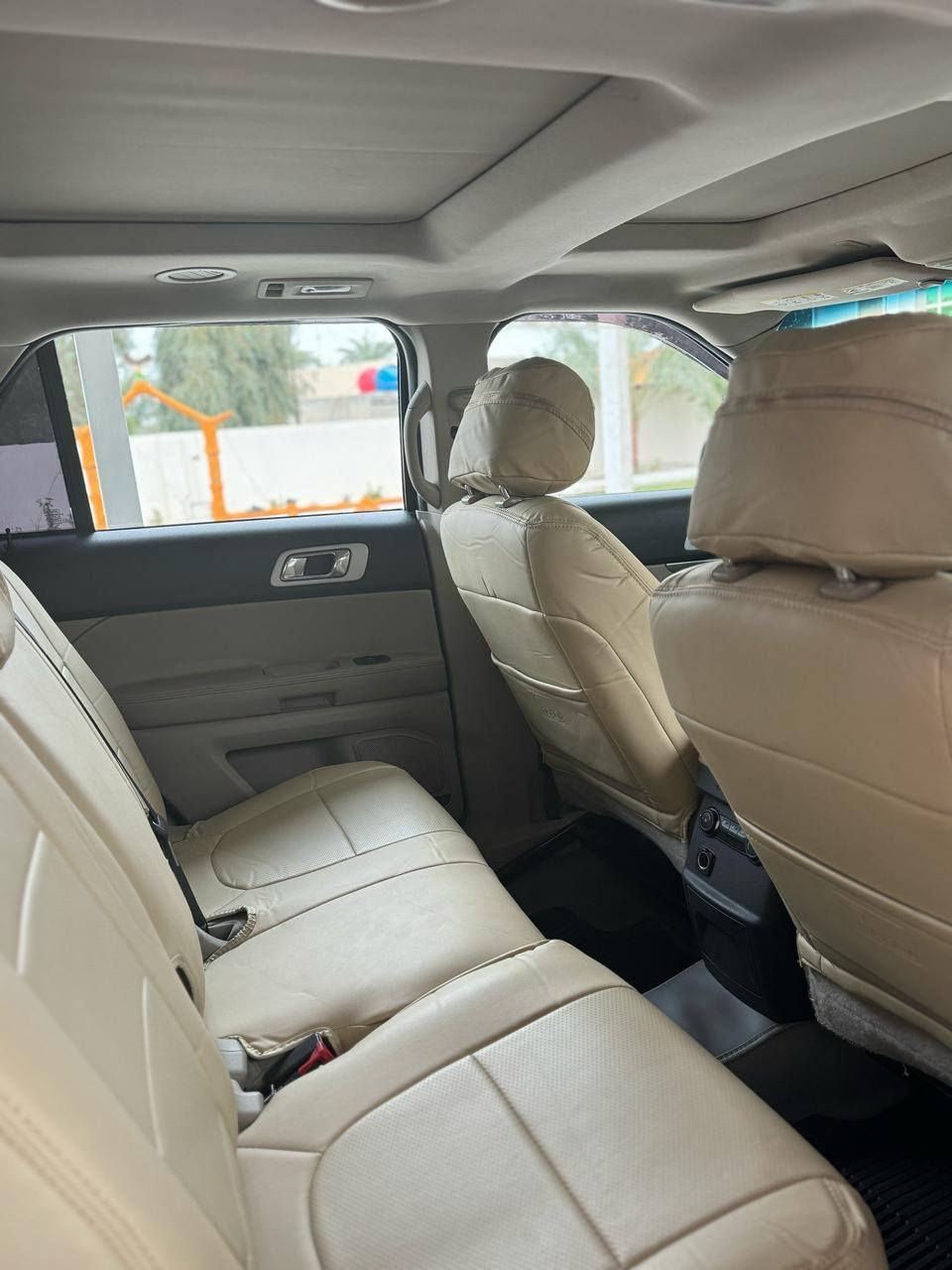 فورد اكسبلور موديل 2013 سنويه جديده لحد 2030 بأسم صحبها شرط تحويل مكفوله من كير مكينه سونر موجوده سعره 165 بيها مجال اني مكلف بالنشر هذا رقم صاحب سياره ***********
