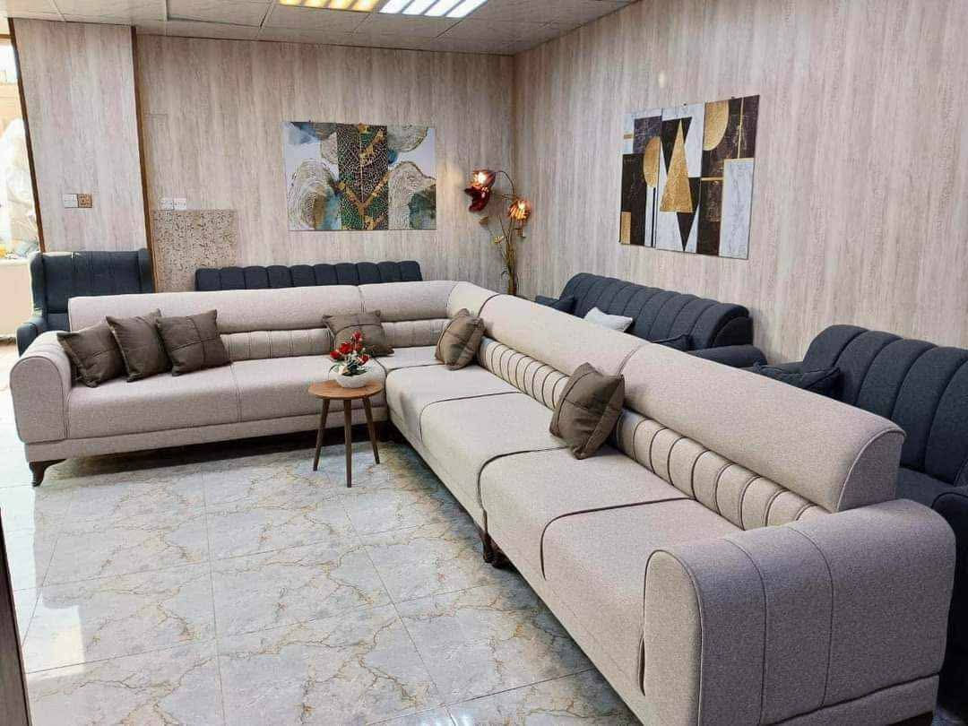 *********** معمل الامير ?⭐ لصنع القنفات و الديوانات👍 وتجديد ومراوس الديوانات (( علمأ الشغل حطاطه وانطي وصل ضمان مع كل تفصال كوشات او طبله الشغل تعال شوفه بعينك المتر من 70 الف  فما فوق شغل حطاطه مو سوكي عنوان كركوك🚗 حي النصر بداية سايدين مركز شرطه العروبة من طرف جسر 🌉 حصو ورمل معرض ومعمل الامير⭐🤝 اهلا بكم
