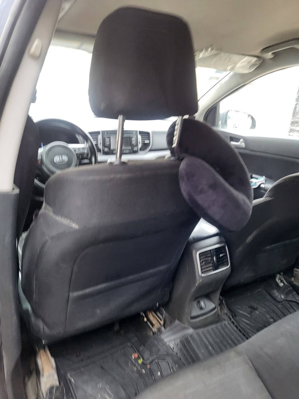 للبيع سبورتج ٢٠١٧ بسعر ١٤٠ 
وارد امريكي 
اتصل على
***********
