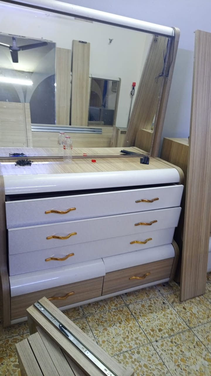 تخم عشر مقاعد 
تفصال 
300 وبي مجال 
غرفه تركيه درجه اولى جديده شخط ممشخوطه مليون بيها مجال


**إذا كنت صاحب هذا الإعلان وتريد حذفه لأي سبب، رجاءا أرسل رسالة إلى الدعم الفني**